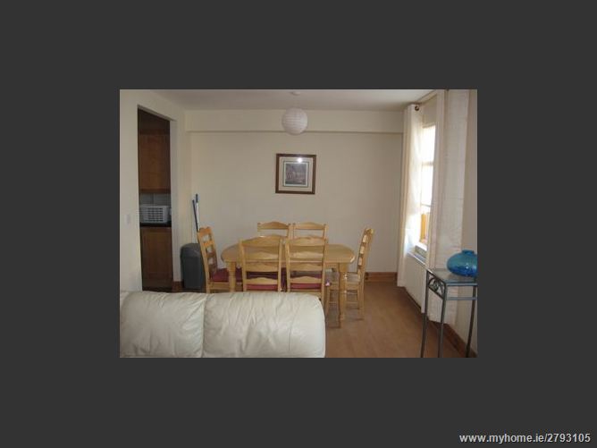 42 Woodbrook Square, Carpenterstown, Castleknock,  Dublin 15